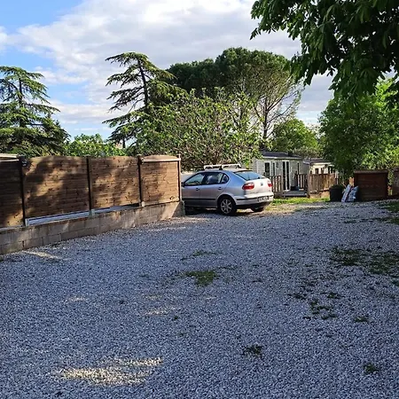 2 Шале Saint-Christol-les-Ales