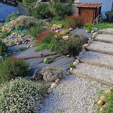 Шале 2 Saint-Christol-les-Ales