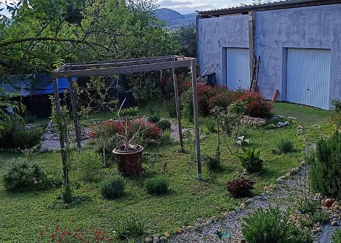 2 Шале Saint-Christol-les-Ales