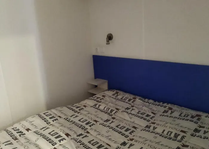 2 * Saint-Christol-lès-Alès